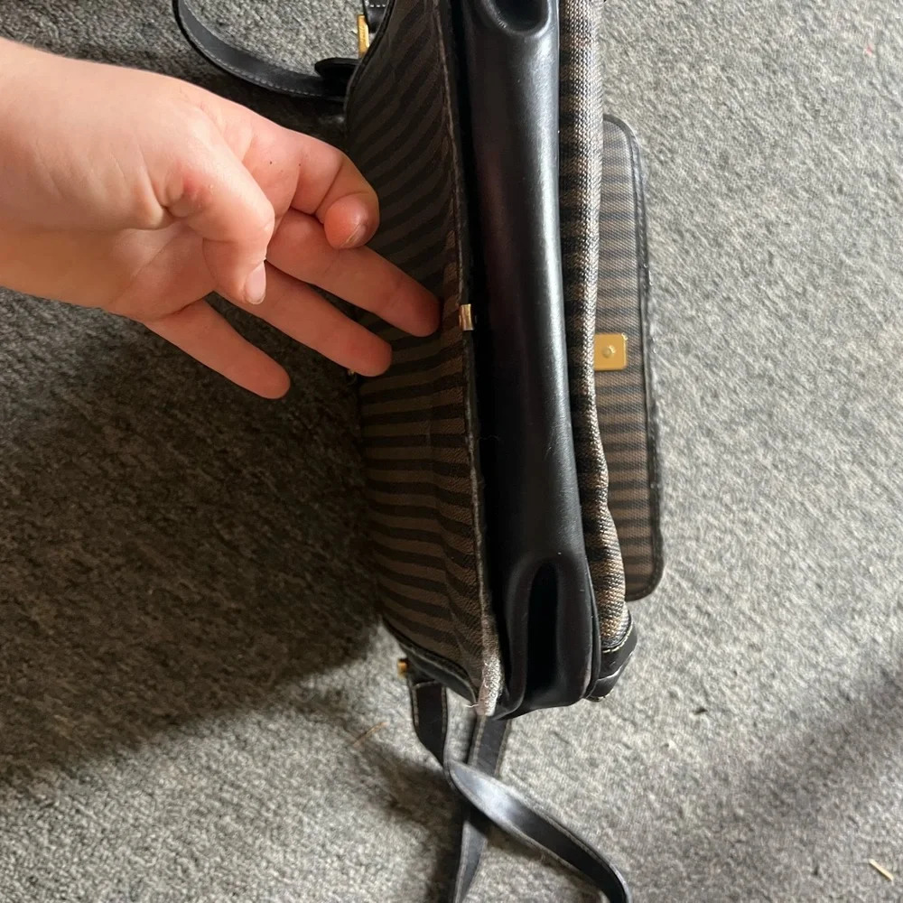 Vintage Fendi Pequin Crossbody Bag Purse - Picture 5 of 16